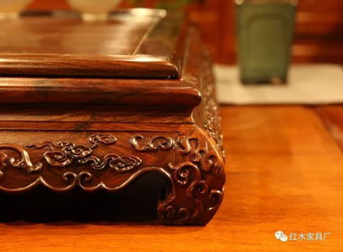 品味東方雅韻 老撾大紅酸枝茶道用具的工藝美學(xué)